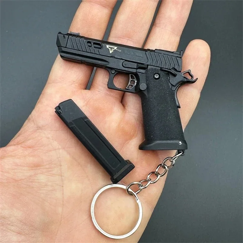1:3G34 Alloy Empire Metal Gun Keychain, Disposable Case Miniature