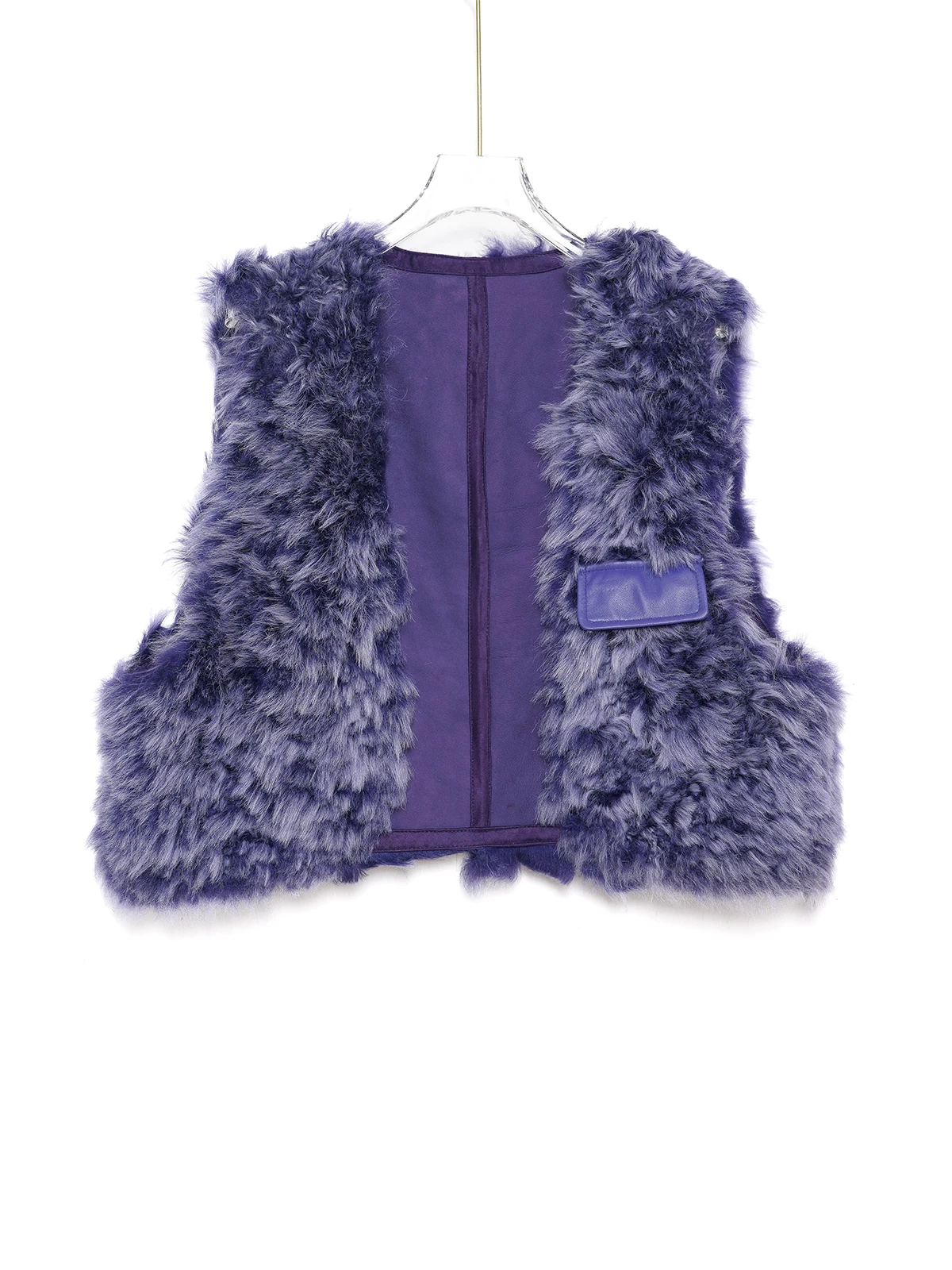 faionable-girl-tee-color-v-ne-faux-fur-ort-vest-toscana-leather-fur-inteated-padded-crop-top-h038-ele-chic