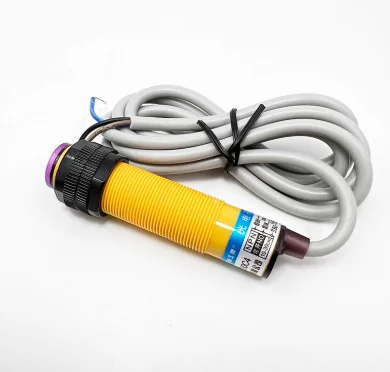 E3F-DS30B2 M18 Diffuse Photoelectric Switch Sensor 3 Wire 6V-36VDC 10-30cm Adjustable