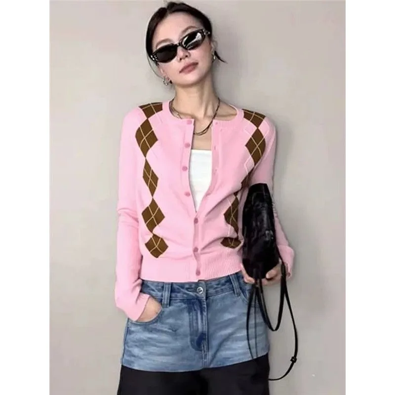 Women Korean Argyle Knit Cardigan Crew Neck Short Crop Top Petite Figure Atmosphere Outfit Autumn Outerwear