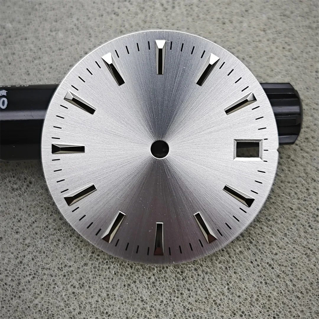 Esfera de reloj de 28,5mm, esfera NH35 modificada, rayas Sunburst, esfera de reloj Simple para NH35 36 4R 7S, accesorios de reloj de movimiento