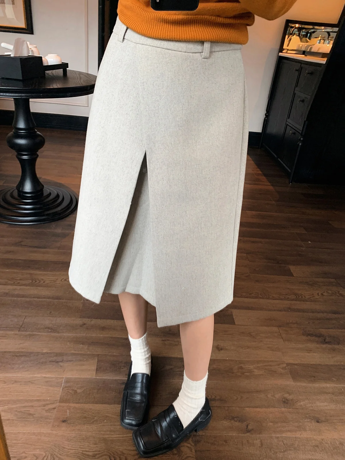 

Женская асимметричная шерстяная юбка А-силуэта Yang Bubble White, новая осенне-зимняя модель, прямая, с завышенной талией, стройнящая фигуру