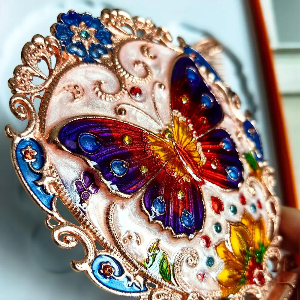 Handheld Mirror Set Vintage Makeup Mirror and Comb Antique Princess Castle Cosmetic Decorative Embossed Hair Brush Gift for Girl