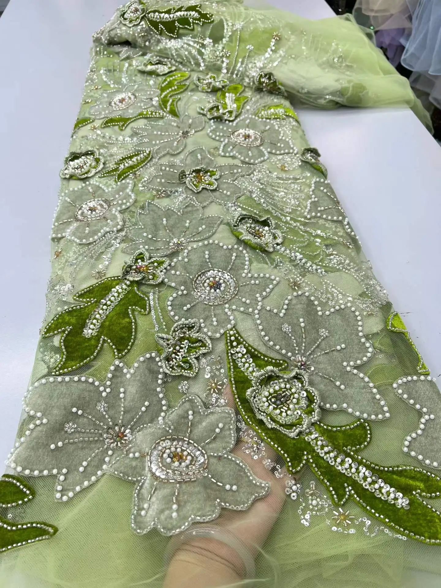 Luxury African Beads Fabric Guipure Velvet Lace Fabric with Sequins High Quality French Nigerian for Women Wedding Material