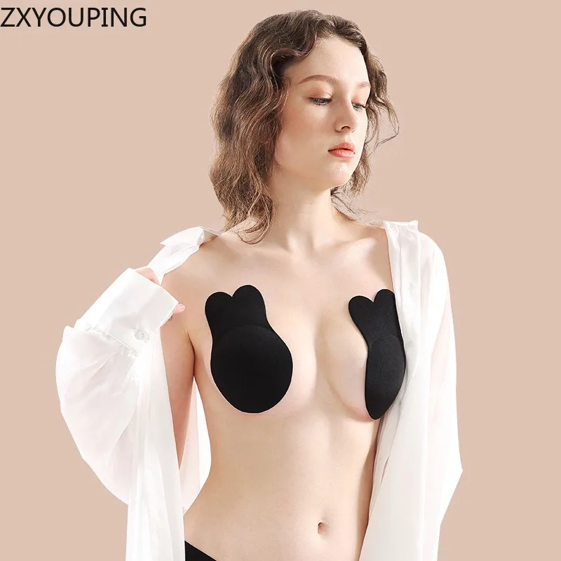 ZXYOUPING شريط الحلمة حمالة صدر رافعة للصدر قابلة لإعادة الاستخدام عصا سحرية غير مرئية