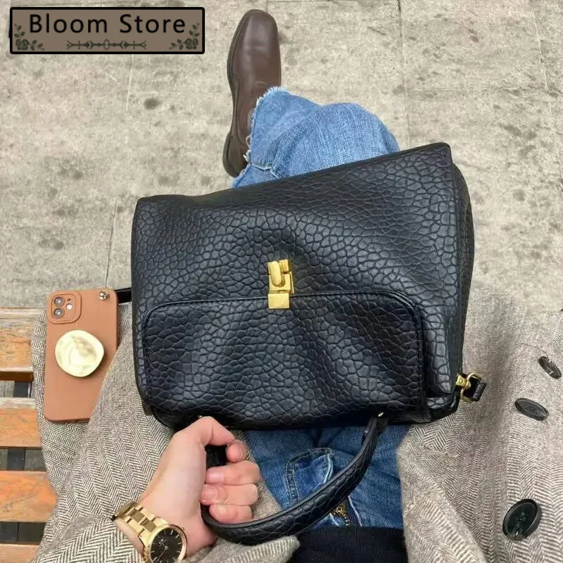 

Fashion Personality Solid Top-Handle Bag 2025 All Match Office Lady Women's Handbags Y2k Trendy Japanese Shoulder Crossbody Bags