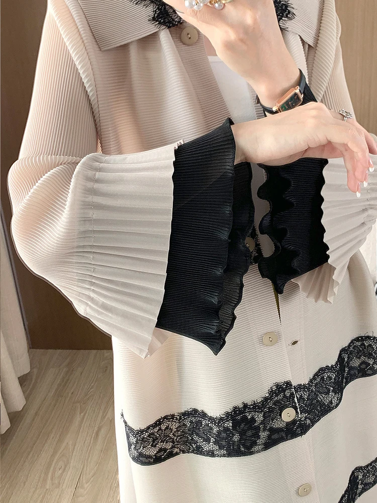 GVUW Pleated Lace Dresses Women Lapel Full Flare Sleeve Single Breasted Vintage Style New 2024 Elegant Lady Long Dress 17G7286