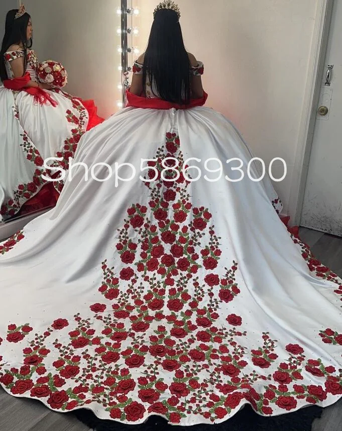 Mexican Red Roses Embroidery Quinceanera Dresses With Bow Lace-Up corset customsized charro prom birthday sweet 15 dress