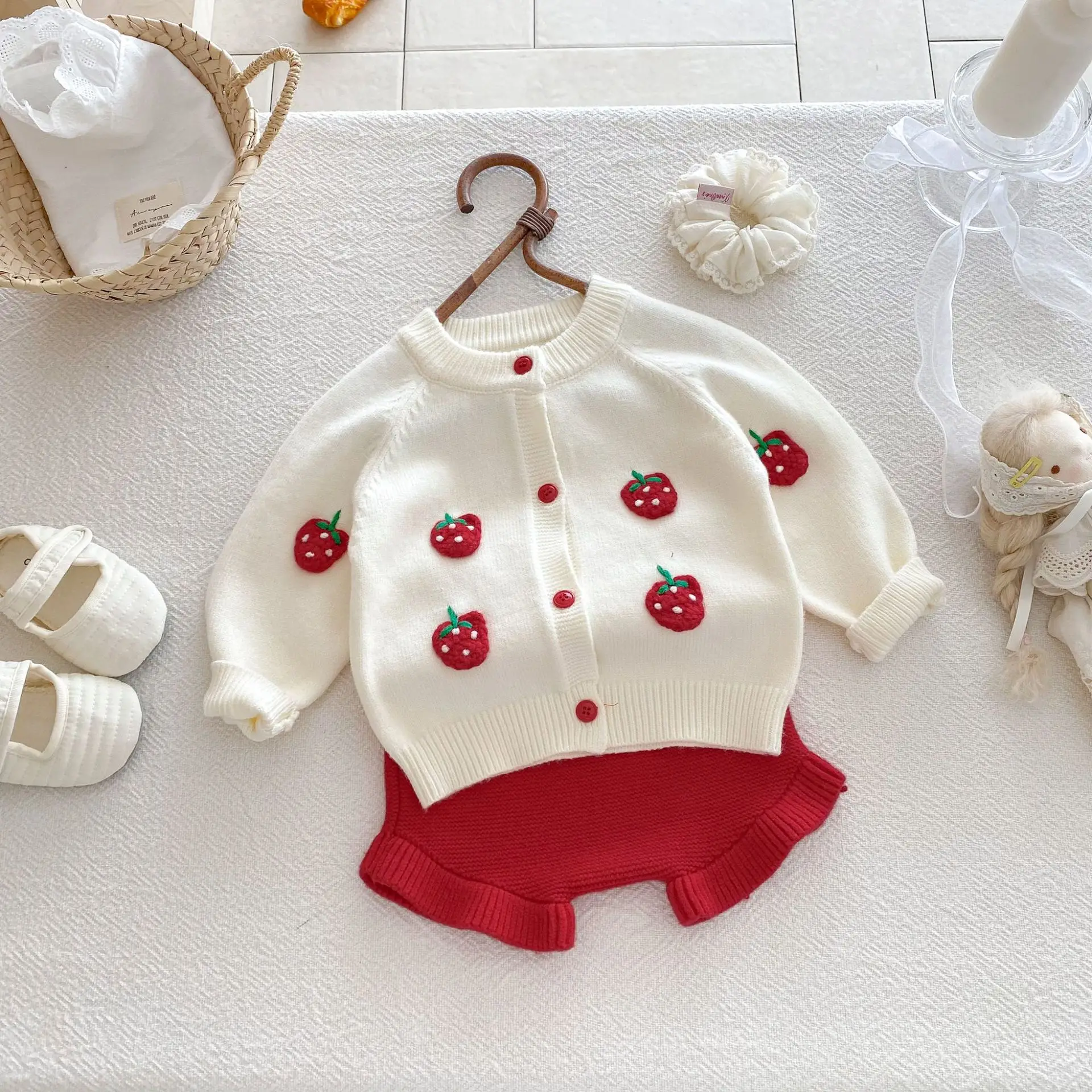 Baby Knitted Suit 2025 Autumn New Three-dimensional Strawberry Knitting Suit Girl's Two-piece Suit Sweater+Short