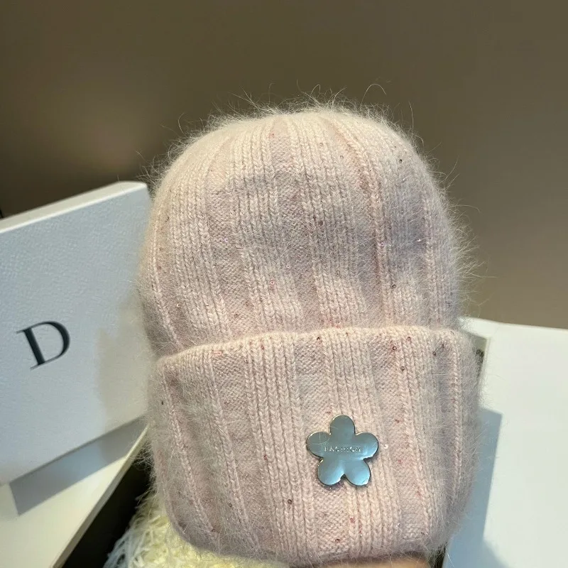 ​ ​ جديد الخريف الشتاء الأرنب الفراء متماسكة قبعة مع زهور الترتر حماية الأذن قبعة صغيرة دافئة ​ ​