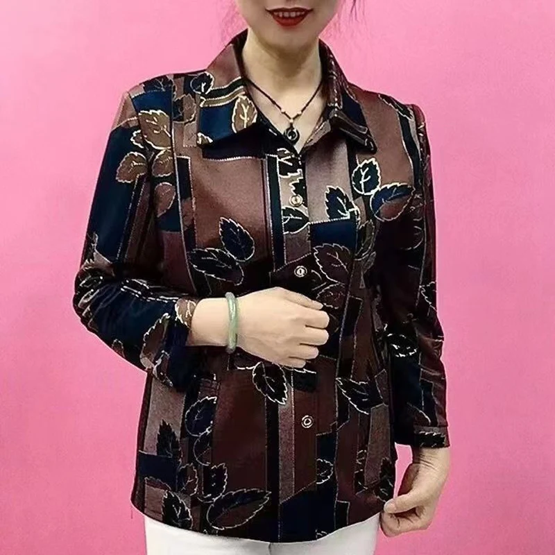 Vintage Printed Lapel Button Pockets Floral Shirts Women\'s Clothing 2024 Autumn New Loose All-match Tops Office Lady Blouses