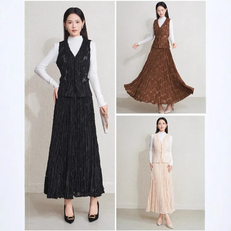 

Miyake Pleated New 2025 French Vintage Plush Fashion Suit Women Two-piece Solid Colour Pleated Peplum Commuter Waistcoat Set