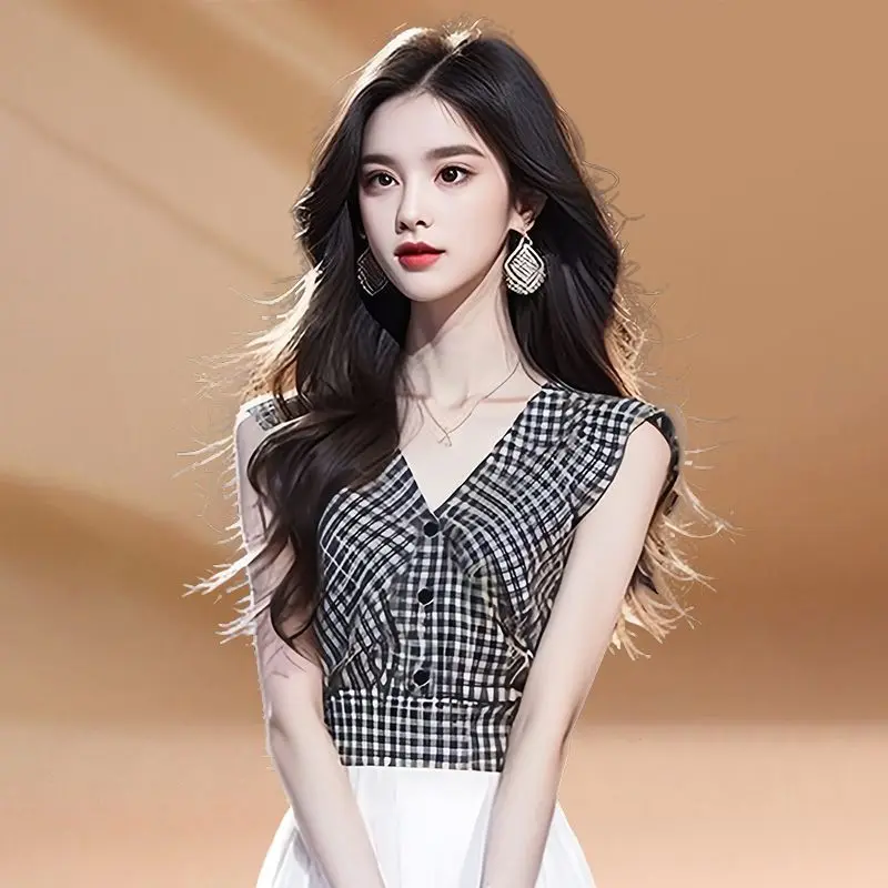 

Version of Ins Top Summer New V-neck Sleeveless Plaid Waist Hugging Shirt for Women