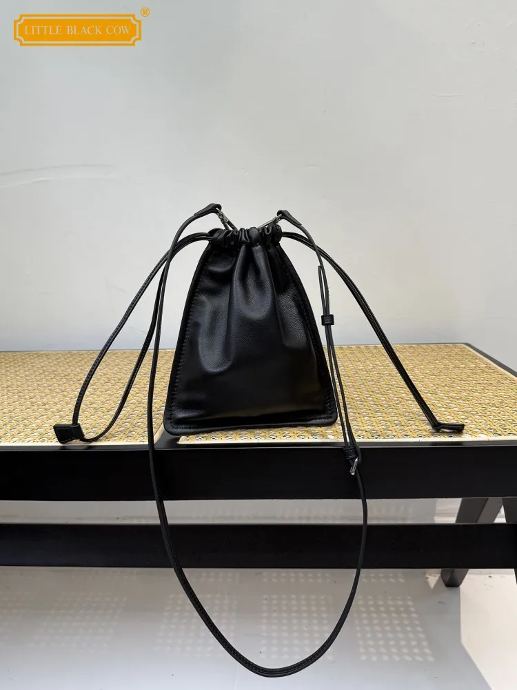 Women Casual Small Handbag Single Shoulder Bag Black Sheepskin Genuine Leather Crossbody Bags High Street Drawstring Phone Bag