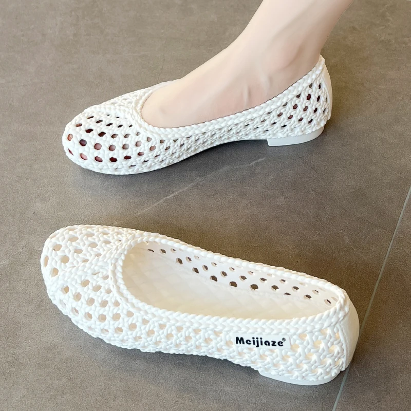 

Летние плоские сандалии-желе 2025 года для медсестер, с закрытым носком, плетеные, нескользящие, дышащие, от дождя и солнца, для мам