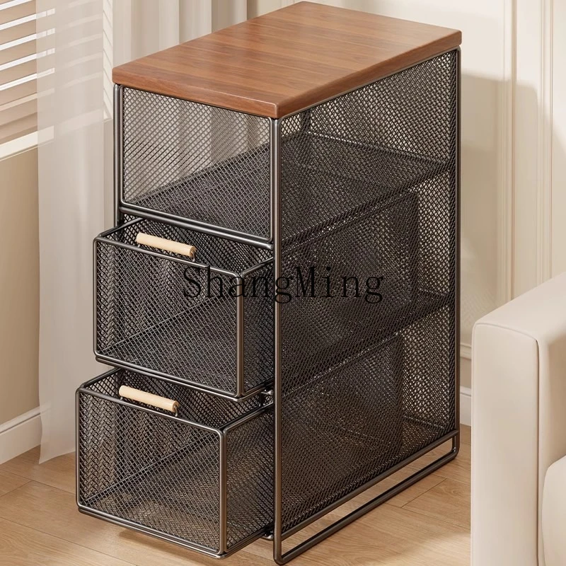 

SMfloor-to-ceiling storage, multi-layer locker next to the sofa in the living room, and multi-layer locker in the bedroom.