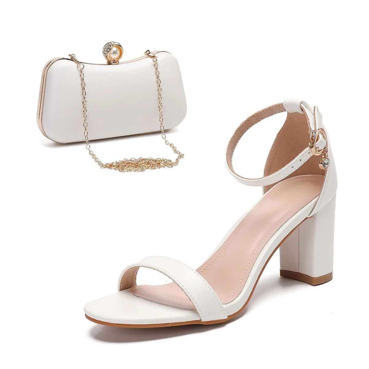 

2025 new bag women's fashion exquisite dinner bag high-end simple golden velvet messenger