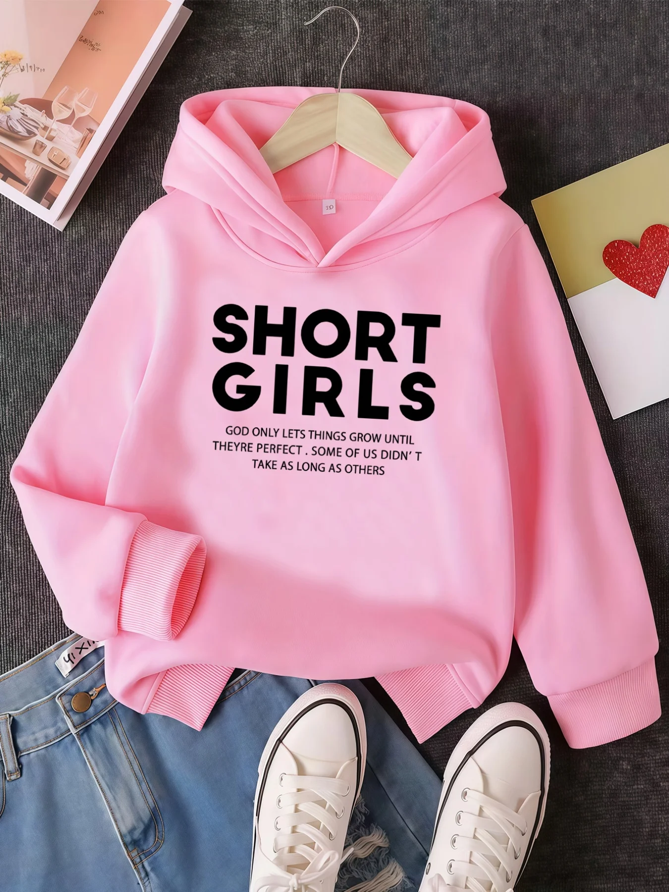 Kids' casual long-sleeved hooded sweatshirt, versatile and casual, a fashionable new top for autumn and winter.