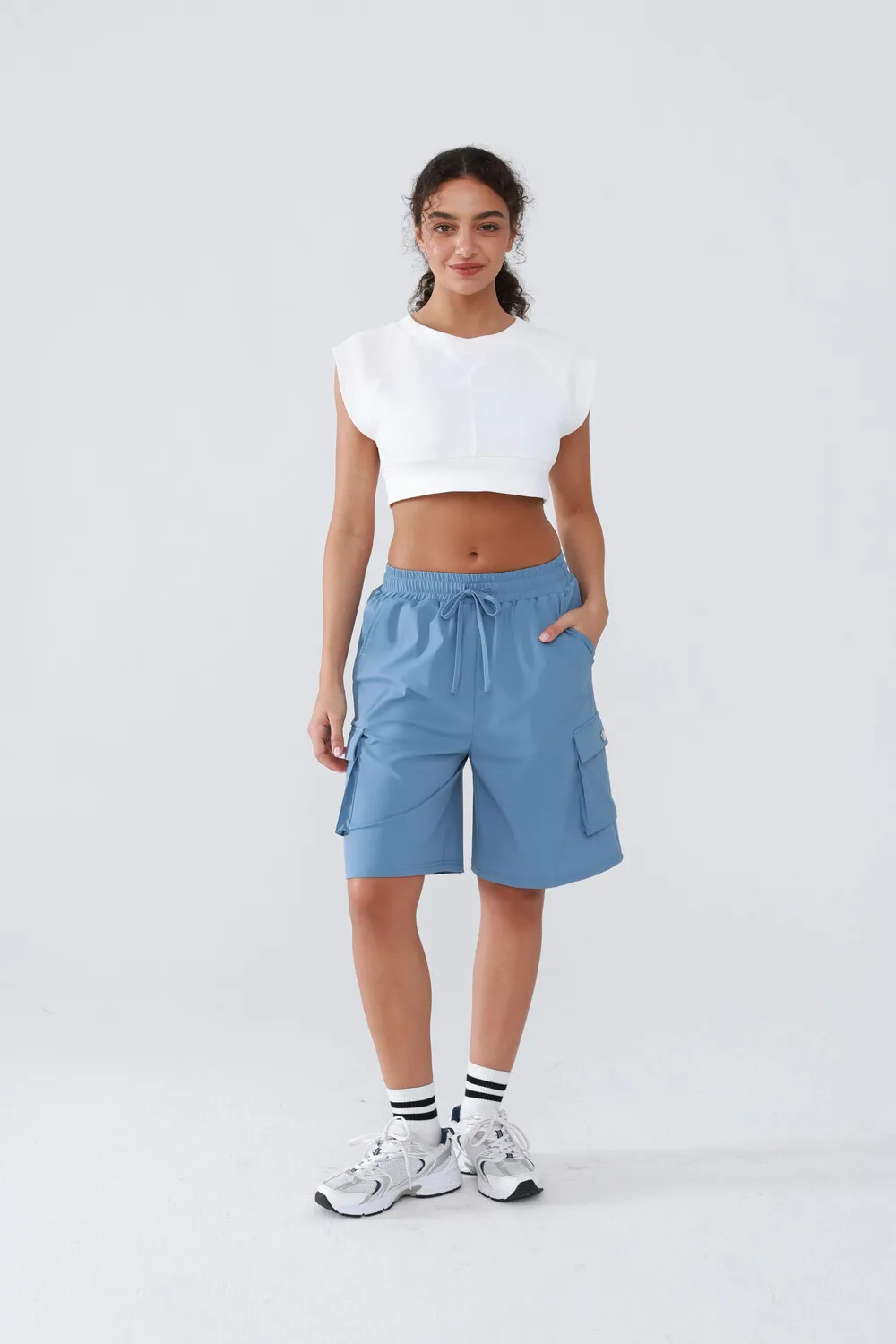 

Summer Women Athletic Shorts Elastic Waist Cargo Shorts With Pockets Outdoor Drawstring Knee Women's Workout Shorts