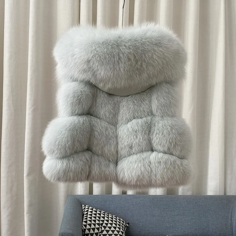 Heißer Verkauf Mode Hochwertige Echt Fox Pelz Weste Frauen Kurzen Stil Herbst Und Winter Neue Mit Kapuze Weste Echtpelz weste