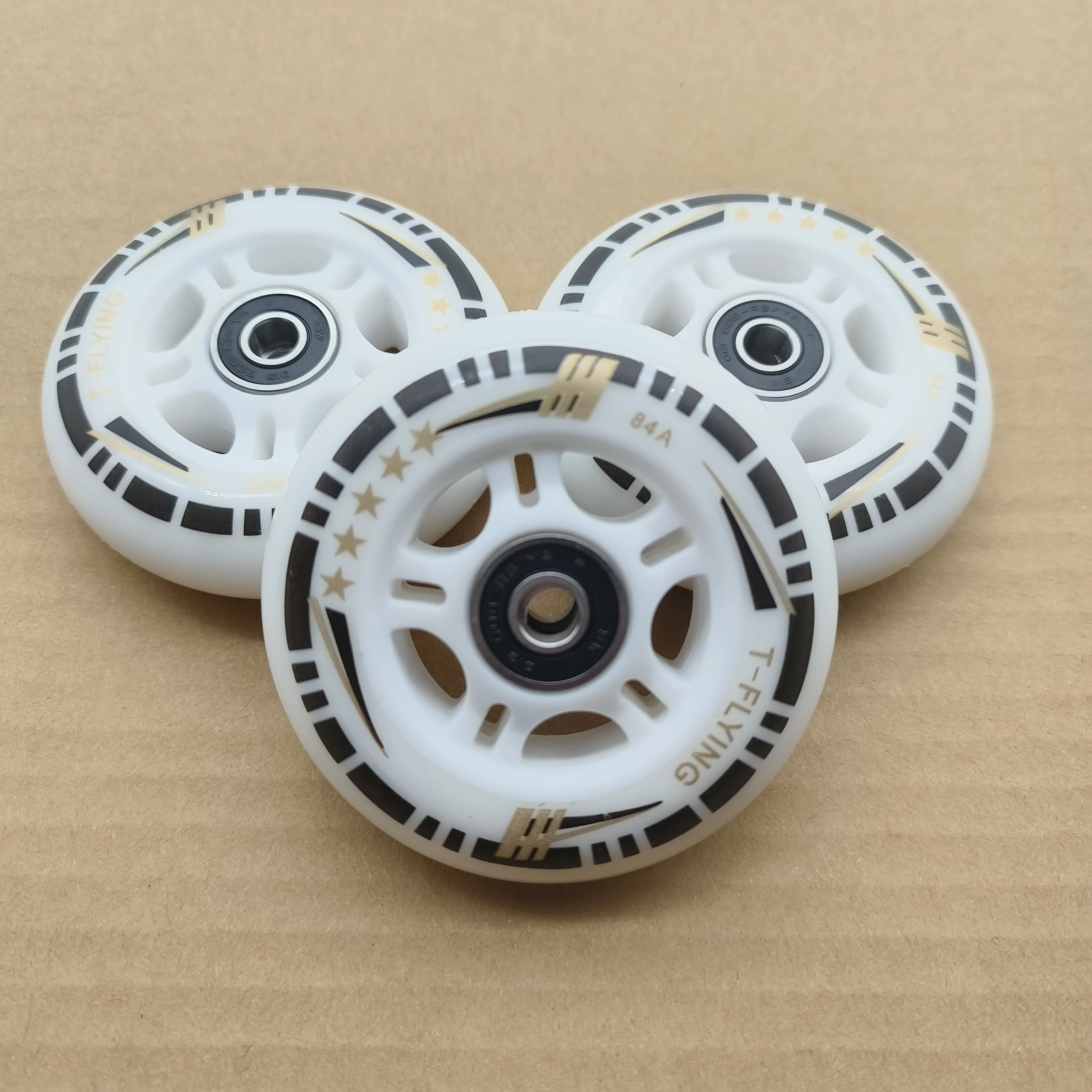 Kółka do deskorolki 84MM 84a 84x24MM abec-9 łożyska 608 8 kół/partia