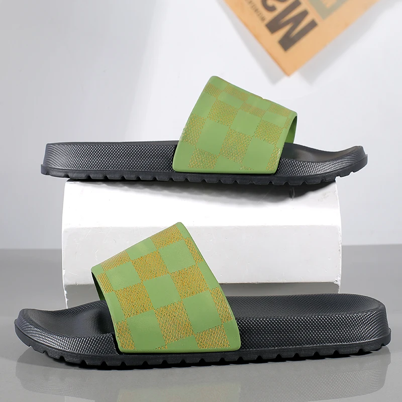 

New Men's Slippers Retro Lightweight Non-slip Slides Indoor Home & Outdoor Sandals Anti-Odor Casual Outdoor Beach Slippers