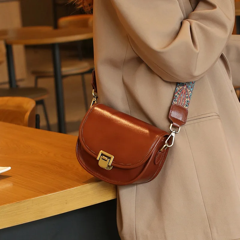 Female Half Round Saddle Bag Women Genuine Leather Messenger Bags Lady\'s Solid Color Vegetable Tanned Leather Shoulder Bag 2023