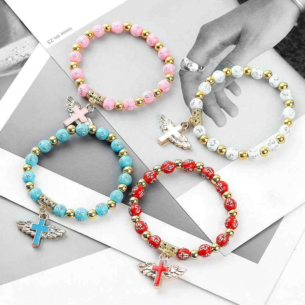 Brazaletes de cuentas acrílicas para mujeres y hombres, pulsera con colgante de Cruz de alas de Ángel, joyería de la suerte, regalos de moda
