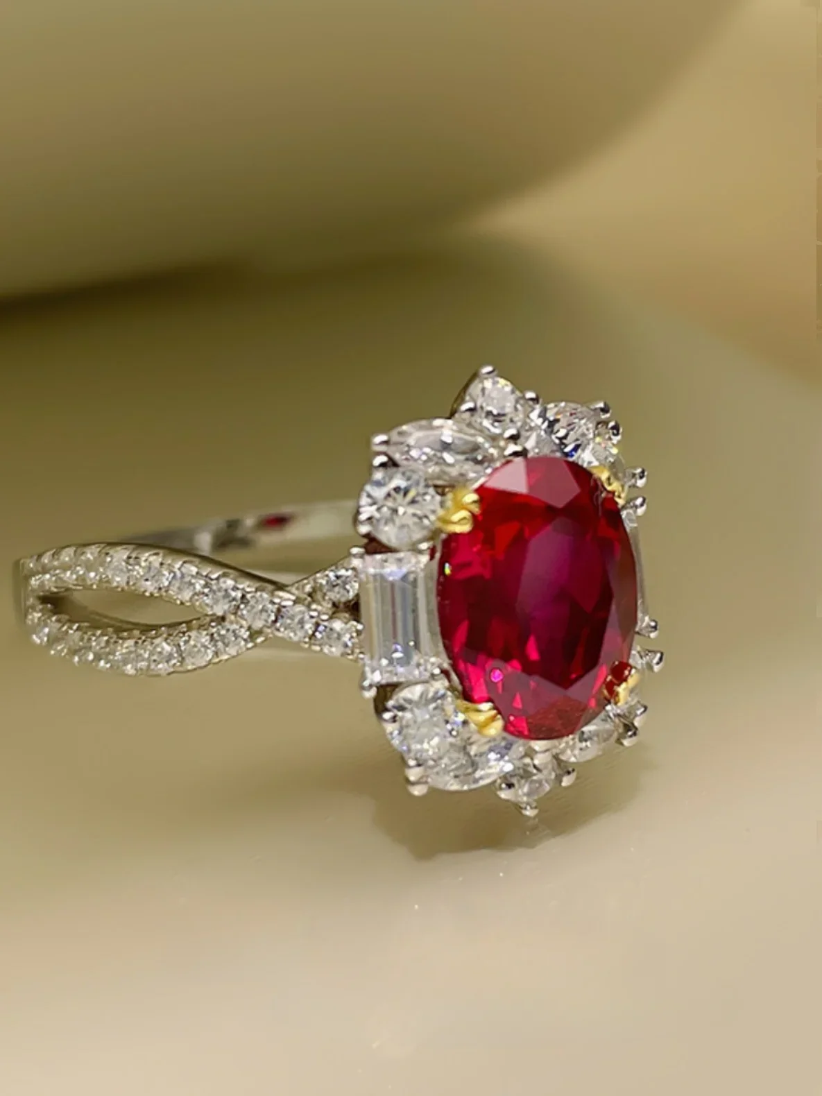 High end 3-carat ruby ring with 925 sterling silver inlay, exquisite, simple and elegant, hot selling accessory personality