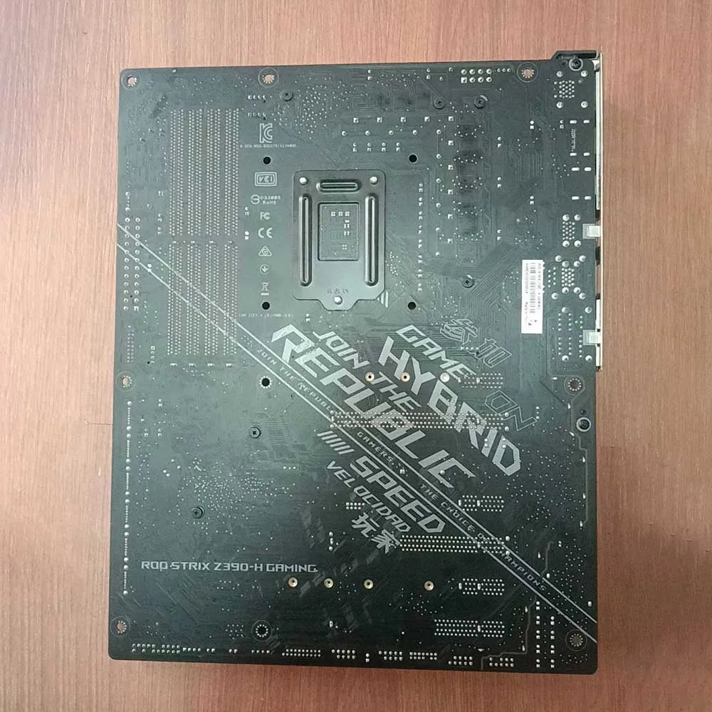 دعم اللوحة الأم i9-9900KF i7-9700 8700K i5-9400F 8600K CPU 4xDDR4 LGA1151 M.2 PCIE 3.0 ATX STRIX Z390-H GAMING