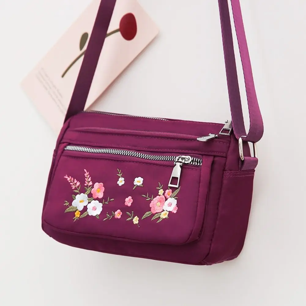 Nylon Shoulder Bag Embroidery Flower Large Capacity Messenger Bag Zipper Closure Wear Resistant Mom Crossbody Bag Outdoor