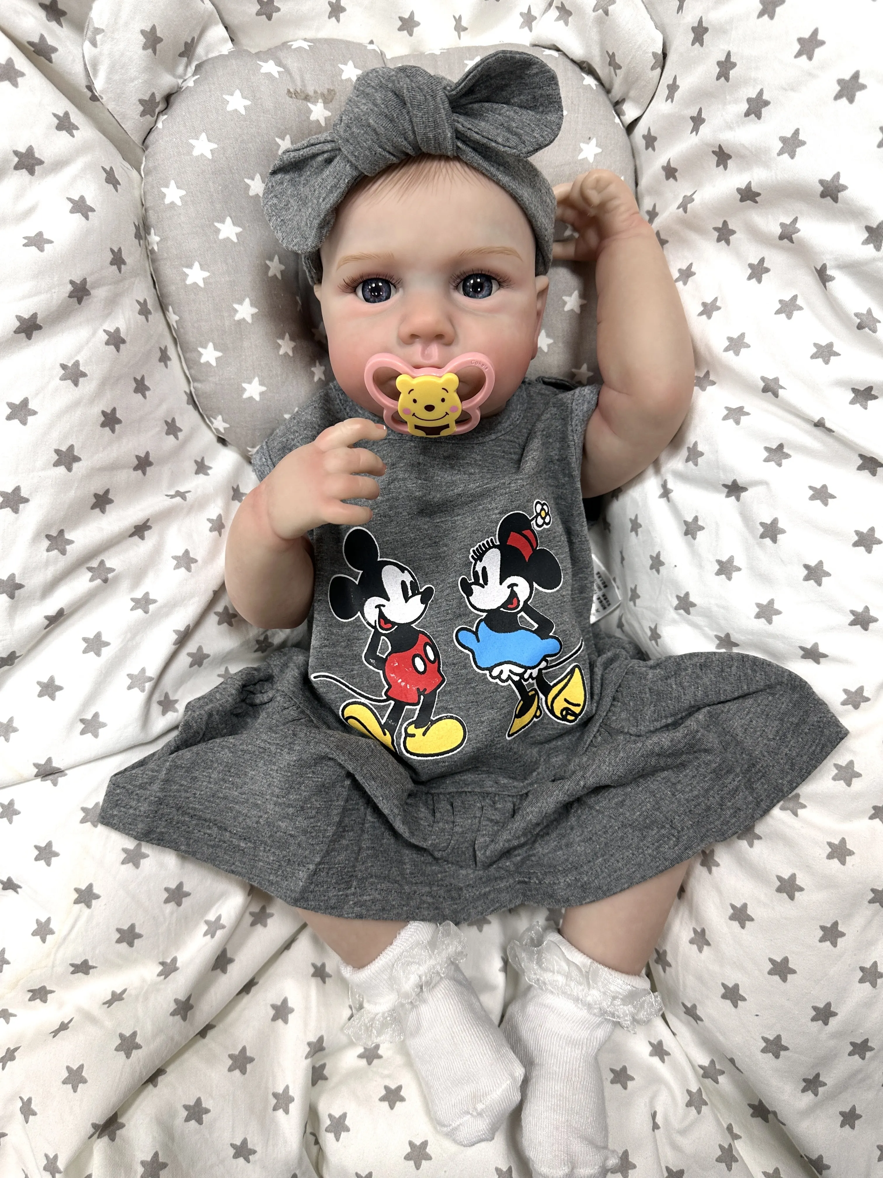 Cokela 50 ซม./20 นิ้วตุ๊กตาเด็กของเล่นบอดี้สูทสีเทาซิลิโคนเด็กทารก Reborn ตุ๊กตาเด็กผมสีบลอนด์