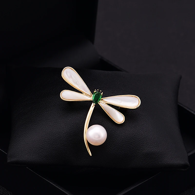 

Natural Pearl Dragonfly Pin Shell High-End Brooch Women's Suit Neckline Retro Corsage Accessory Fixed Clothes Badge Jewelry 6091