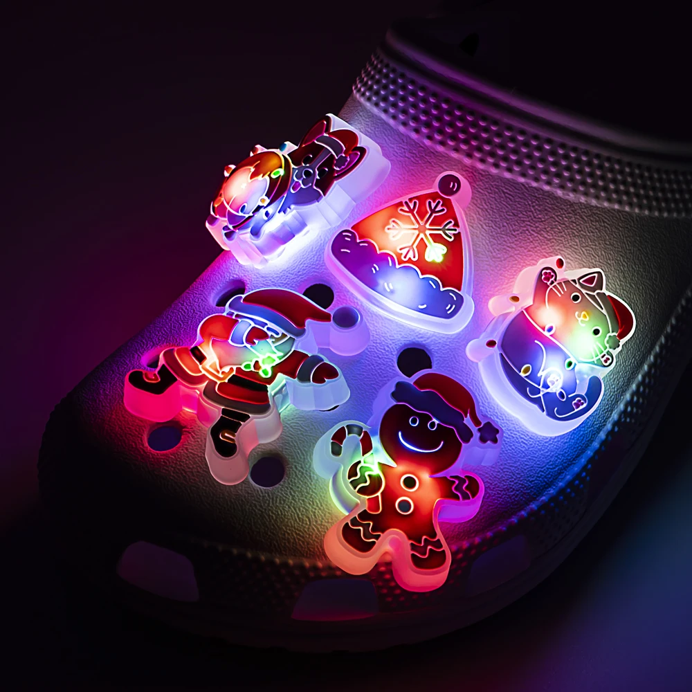 5 Stück LED-Schuhanhänger, Katzen, Hunde, Einhörner, beleuchtete Schuhdekorationen, Gamepad-Kameras, Diamant-LED-Pins für Frauen und Mädchen, Clog-Schnallen – Detail 6