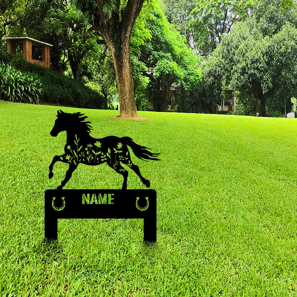 

1pc vibrant horse Customized Name Ground plugging Tin Wall Plaque For yard decor For Garden Decor