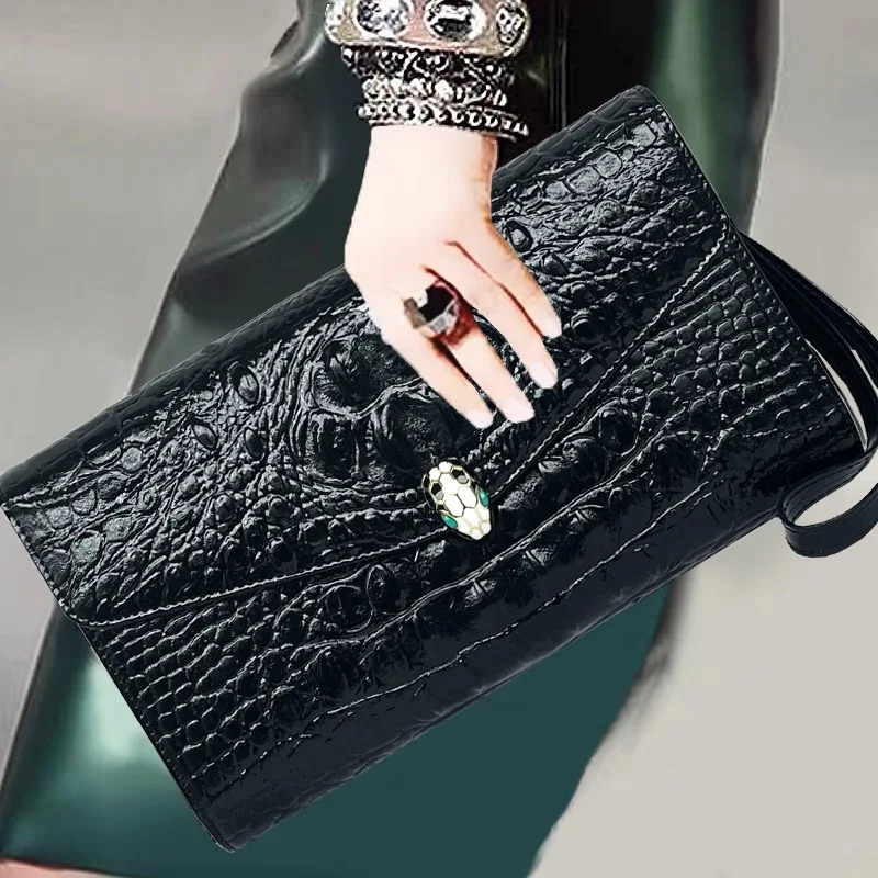 Fashion Large Capacity Clutches Women Crocodile Pattern Shoulder Bag Commuter Snakehead Decor Clutch Bags Lady Envelope Handbags