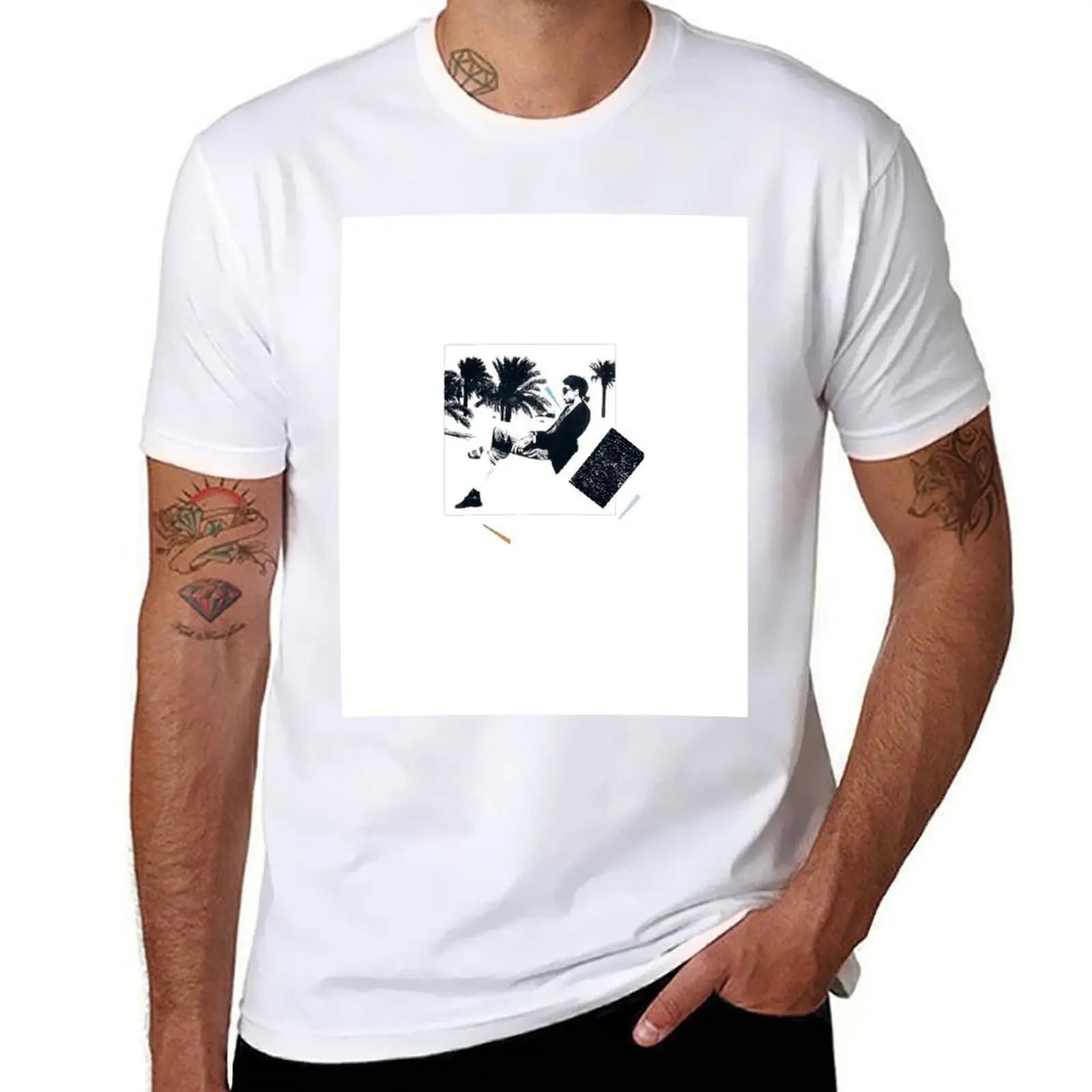 

Battiato tribute - La voce del padrone Essential T-Shirt Stylish Graphic Short Sleeve Top