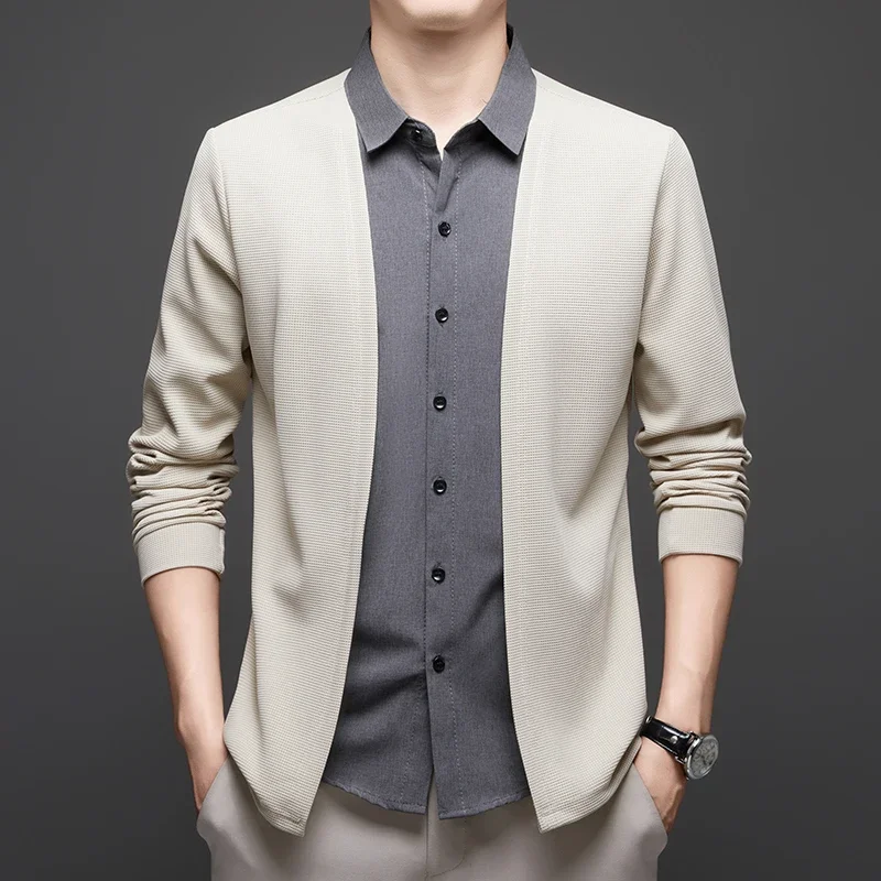 

High End Luxury Men's Shirt Collar Fake Two-Piece Long Sleeve T-Shirt Autumn New Color Blocked Knitted Cardigan Casual Menswear