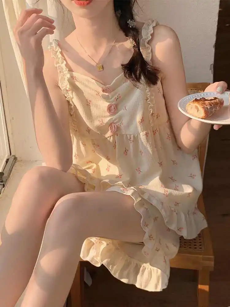 

Пижамные комплекты с цветочным принтом, женские домашние свободные пижамные комплекты на тонких бретельках в японском стиле, кавайные летние тонкие удобные студенческие винтажные пижамы Ins