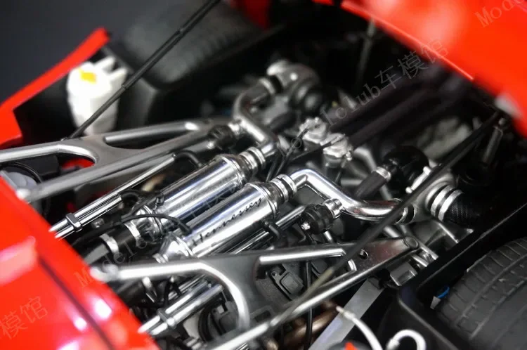 Autoart 1:18 Hennessey Venom GT Red Simulation Limited Edition All Open Alloy Metal Static Car Model Toy Gift