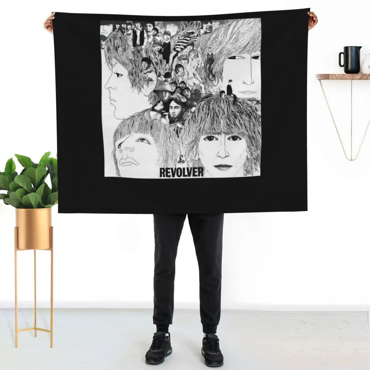 Revolver Album Cover Classic Throw Blanket Faux Fur Soft Warm Blanket for Bed
