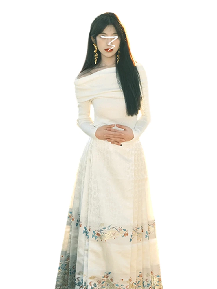 Biały sweter damski z jednym ramieniem, dzianinowy, dopasowany krój, warstwa bazowa, słodki styl, długi rękaw, mieszanka poliestru.