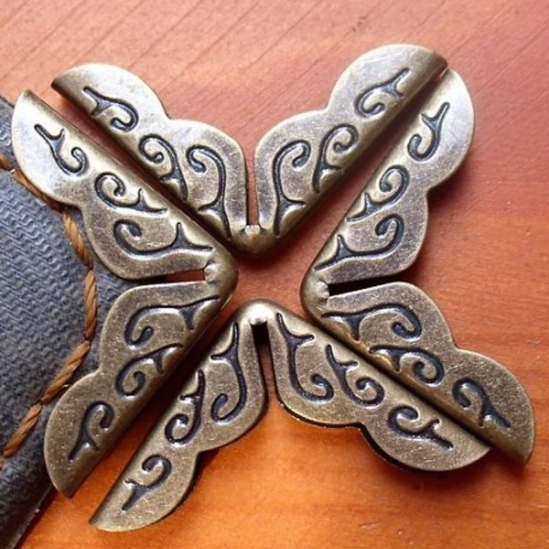 1Pcs Creative Durable Bronze Antique Metal Book Corner Scrapbook Notebook Albums Corner Protectors