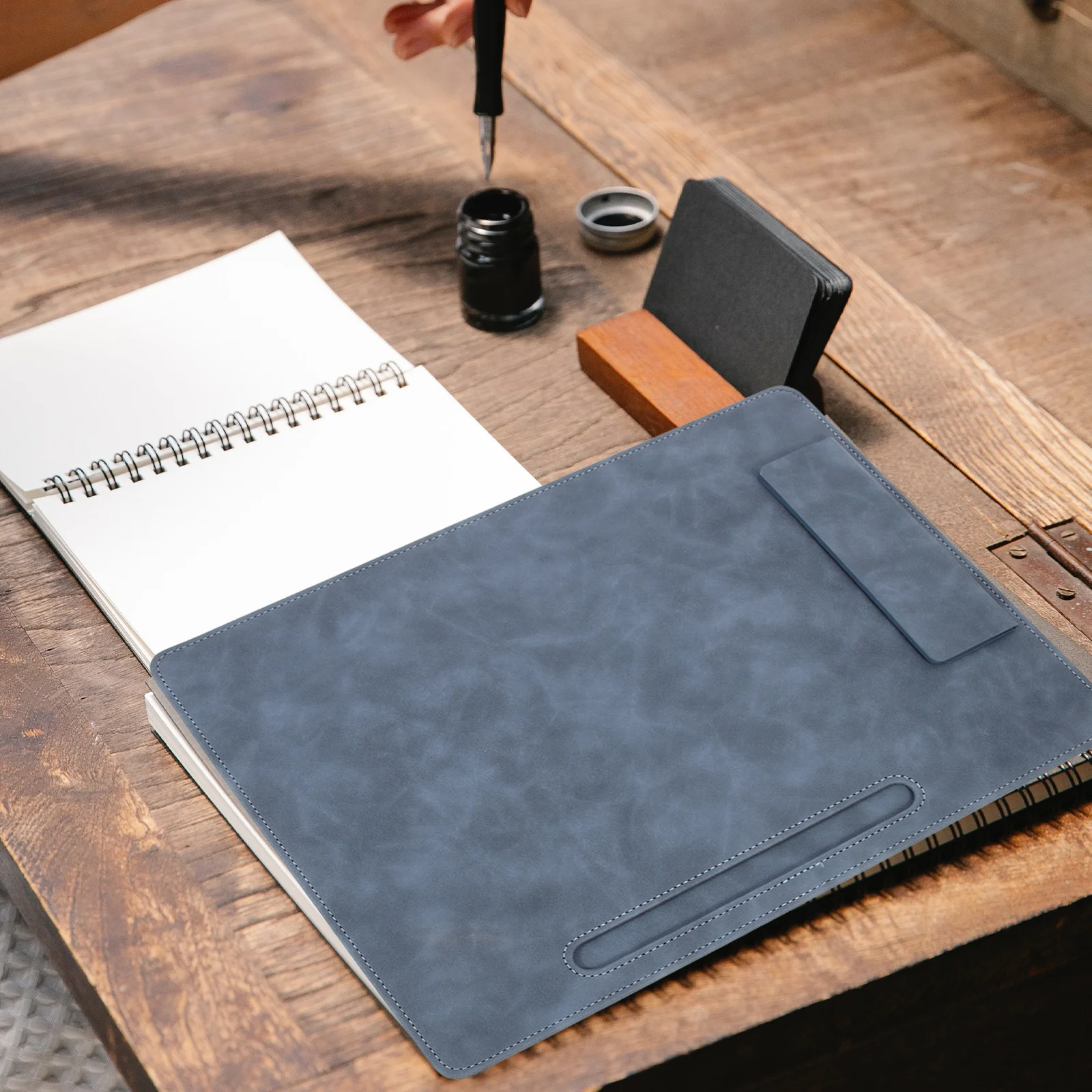 A4 Clipboard File Folder Board Lightweight Plastic Writing Pad For Office Conference School Document Organizer Clipboards