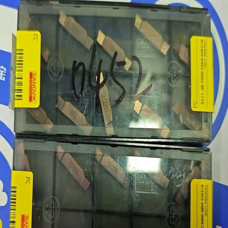 

Hard alloy cutting blades N123H2-0452-0002-GF 1125