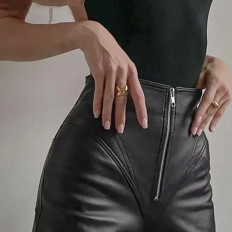 New PU Casual Leather Pants Women Long Nine-point Small Pants Sexy Hip-wrapped Tight PU Leather Pants