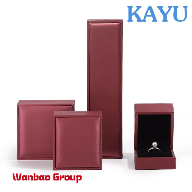 Custom  Wholesale Custom Luxury Gold PU Leather Jewelry Storage Box Ring Necklace Bangle Wedding Valentine's gift Packaging Stor