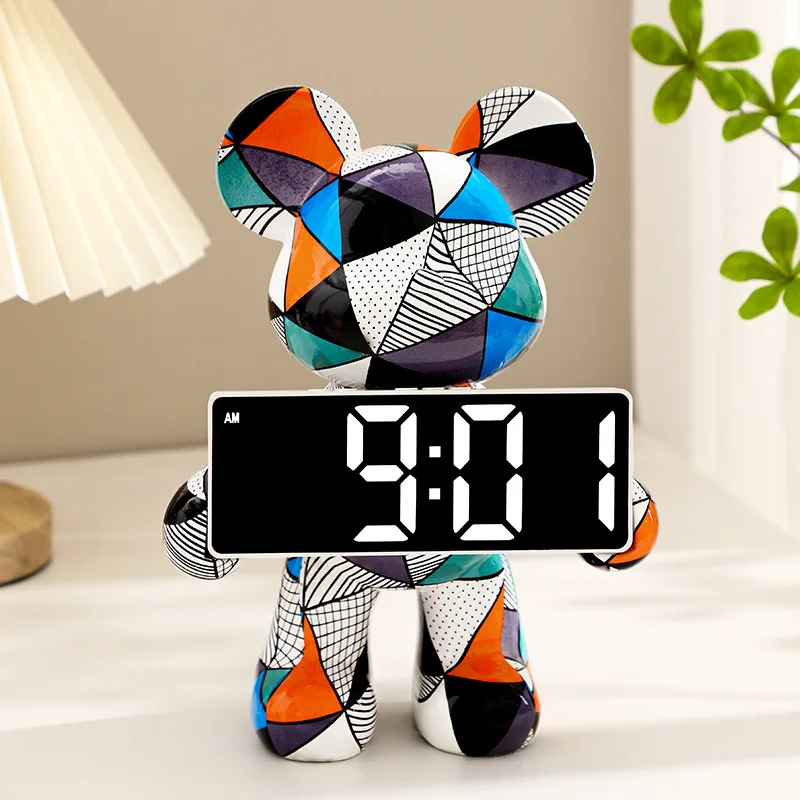 Digital Clock Bear Ornament Clock Tabletop Home Decor Modern Luxury Design Clocks Living Room Bedroom Desktop Alarm Clocks