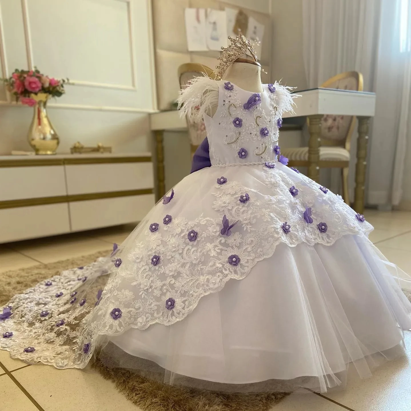 Elegant Flower Girl Dresses For Wedding White Lace Purple Floral Toddler Pageant Gowns Tulle Sweep Train First Communion Dress