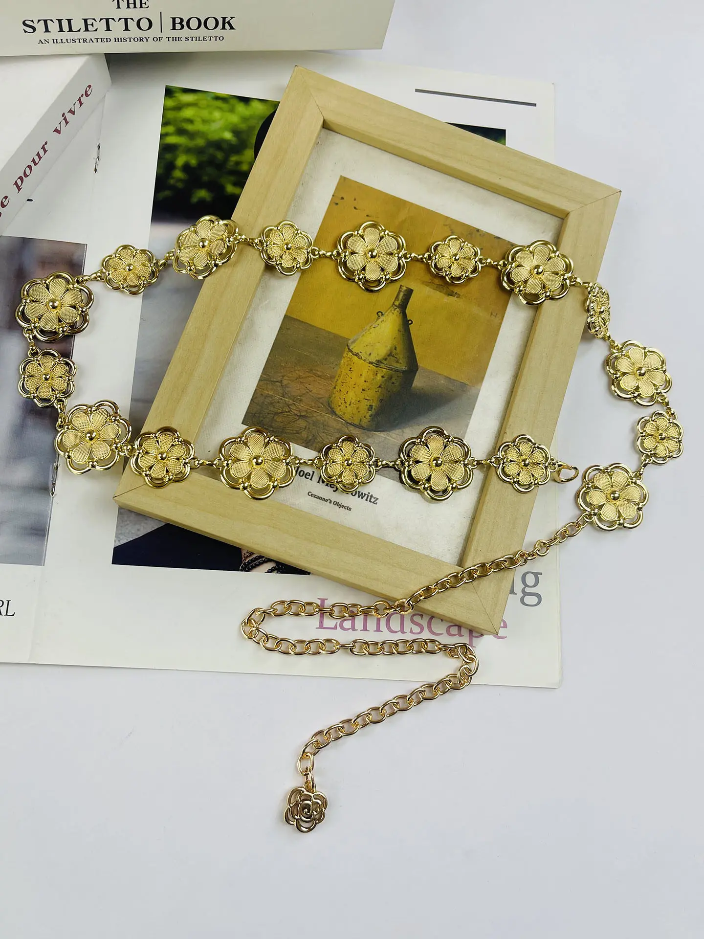 1pc Women's Waist Chain, Retro Ethnic Style Flower Waist Chain Accessory, New Metal Chain Belt for Skirts, Jeans, Suits, Waist C